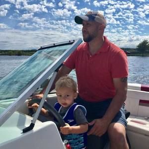 Meet your Posher, Ray